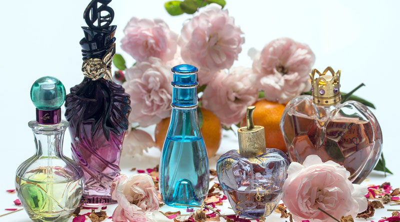 How Marc Jacobs Came Up With the Most Awesome Perfume Bottle Ever
